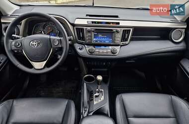 Внедорожник / Кроссовер Toyota RAV4 2014 в Николаеве