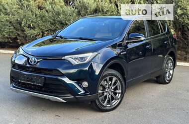 Позашляховик / Кросовер Toyota RAV4 2018 в Києві