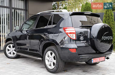 Внедорожник / Кроссовер Toyota RAV4 2011 в Дрогобыче