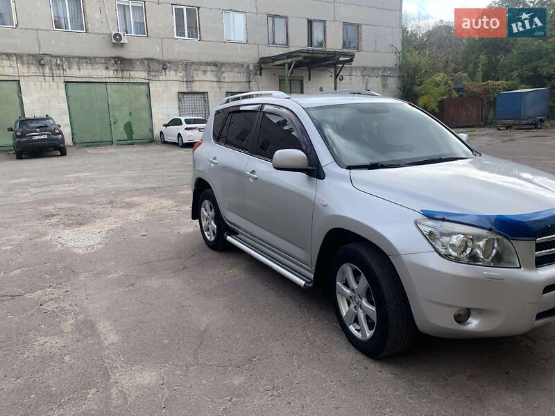 Внедорожник / Кроссовер Toyota RAV4 2008 в Кропивницком