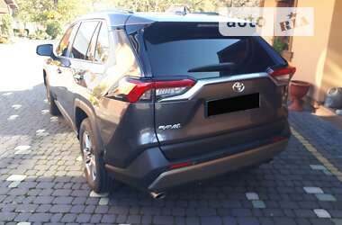 Внедорожник / Кроссовер Toyota RAV4 2022 в Ивано-Франковске