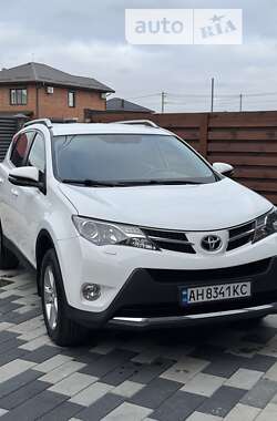 Позашляховик / Кросовер Toyota RAV4 2013 в Києві