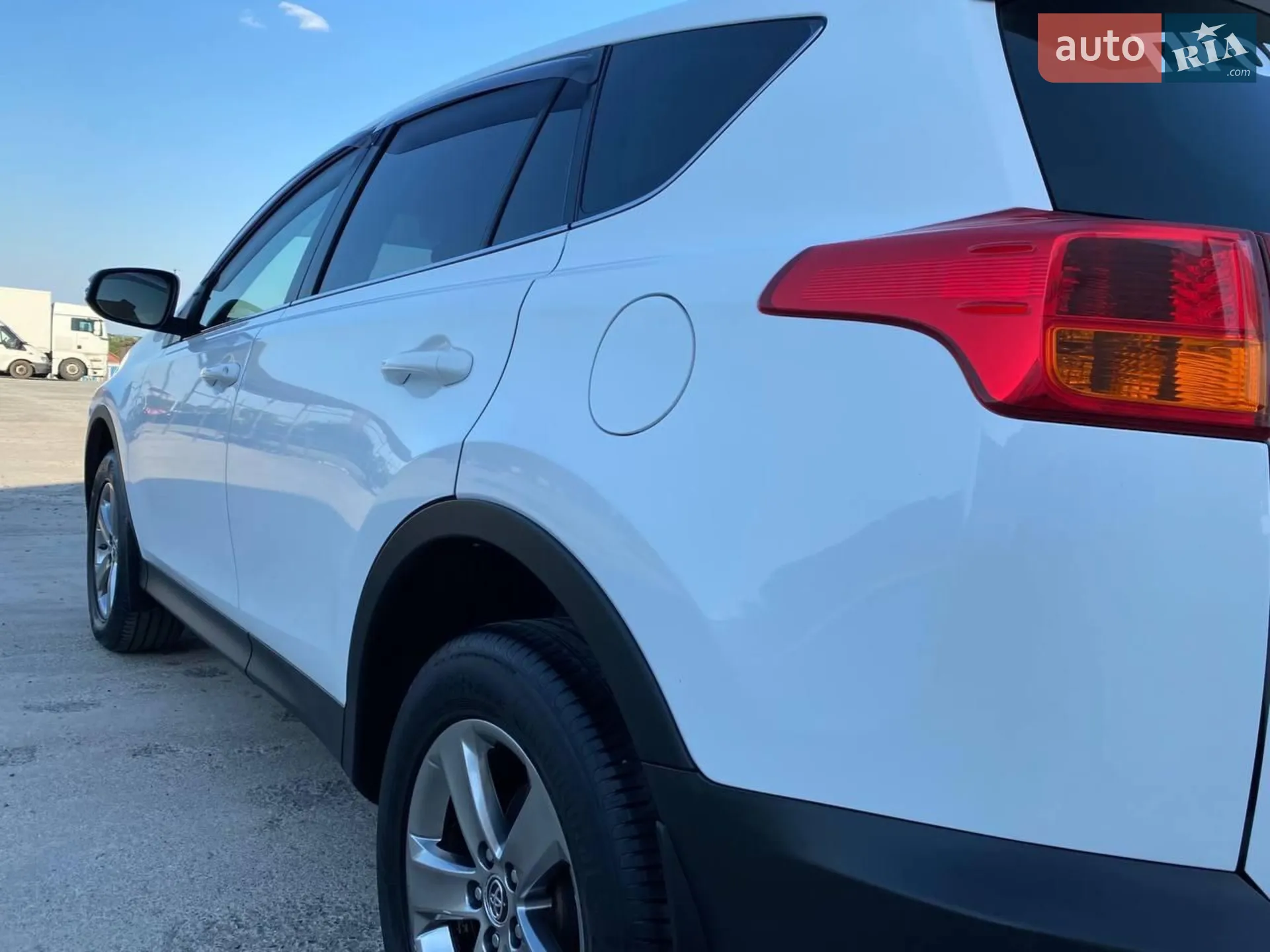 2015 Toyota RAV 4 - мініатюра 13
