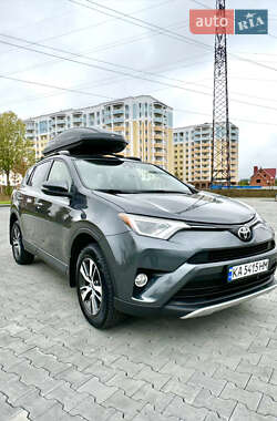 Позашляховик / Кросовер Toyota RAV4 2016 в Києві