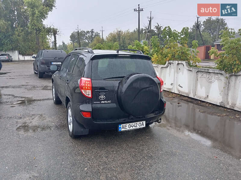 Позашляховик / Кросовер Toyota RAV4 2006 в Верхньодніпровську