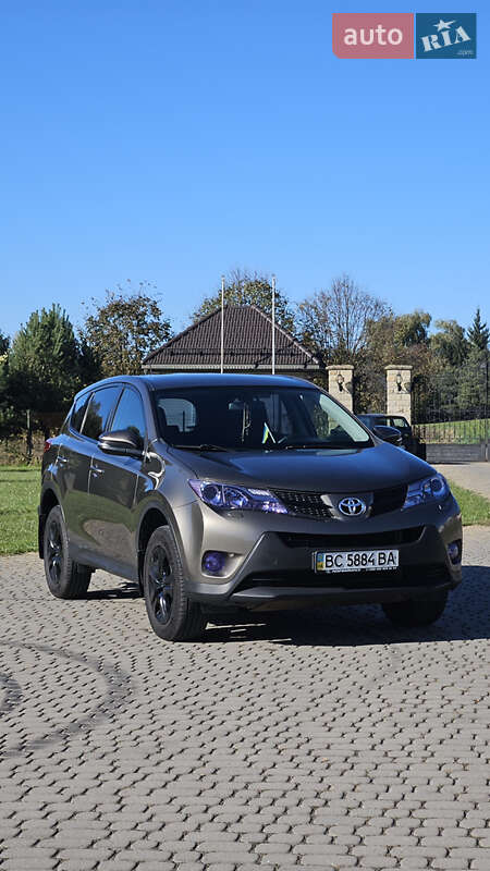 Toyota RAV4 2013