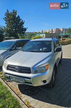 Позашляховик / Кросовер Toyota RAV4 2007 в Володимир-Волинському