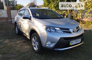 Позашляховик / Кросовер Toyota RAV4 2013 в Драбіву