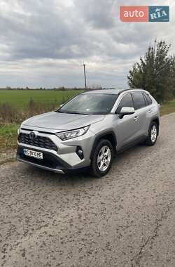 Позашляховик / Кросовер Toyota RAV4 2021 в Львові