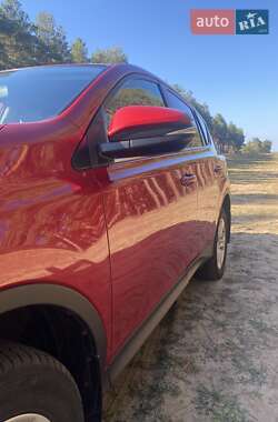 Внедорожник / Кроссовер Toyota RAV4 2013 в 