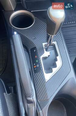 Внедорожник / Кроссовер Toyota RAV4 2013 в 