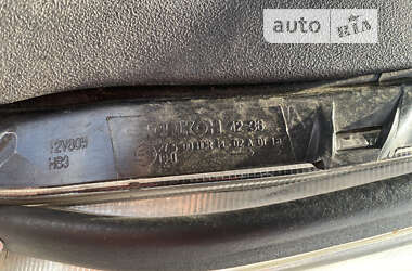 Позашляховик / Кросовер Toyota RAV4 2007 в 
