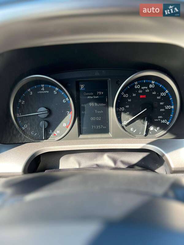 Позашляховик / Кросовер Toyota RAV4 2018 в Житомирі