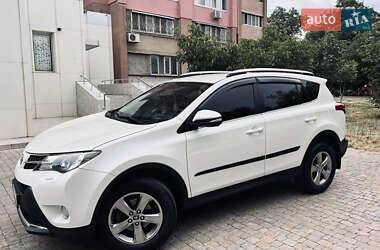 Внедорожник / Кроссовер Toyota RAV4 2015 в Одессе