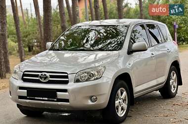 Внедорожник / Кроссовер Toyota RAV4 2007 в Киеве