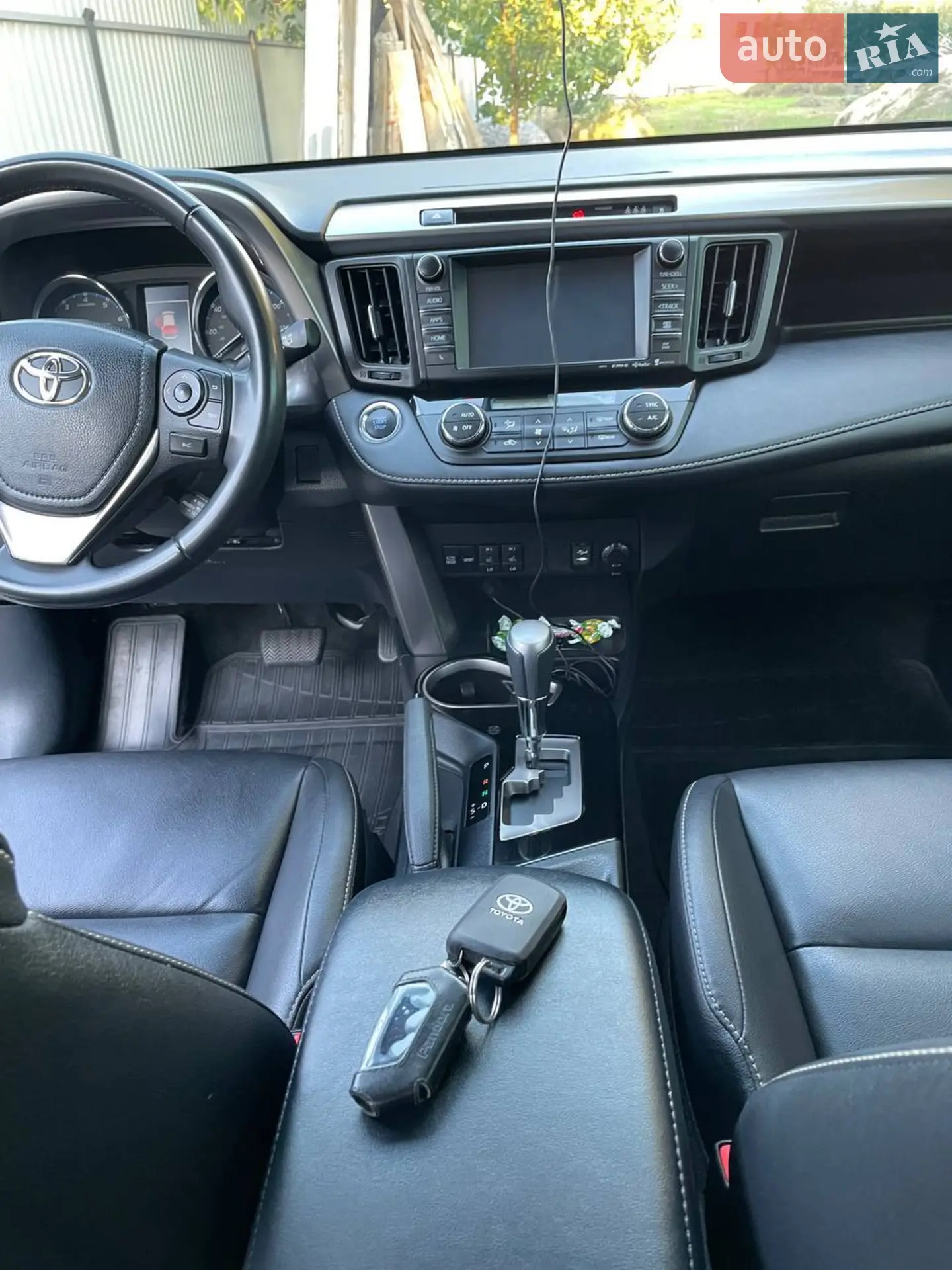 2018 Toyota RAV 4 - мініатюра 13