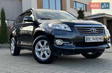 Внедорожник / Кроссовер Toyota RAV4 2010 в Стрые