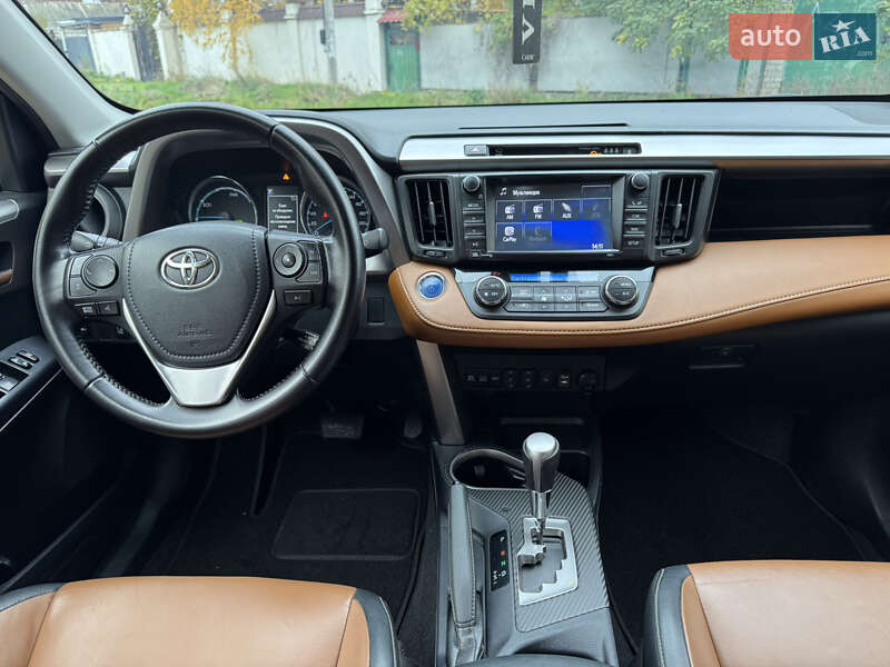 Позашляховик / Кросовер Toyota RAV4 2015 в Одесі
