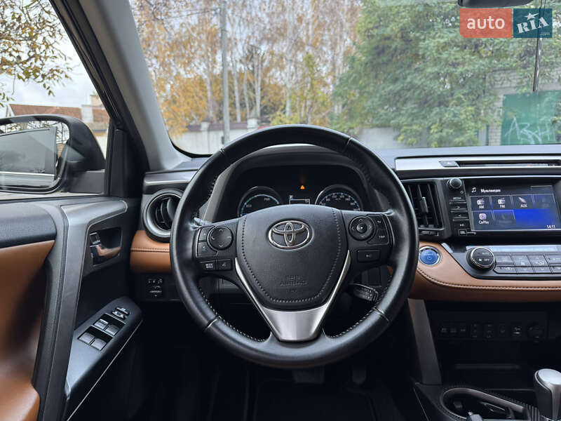 Позашляховик / Кросовер Toyota RAV4 2015 в Одесі