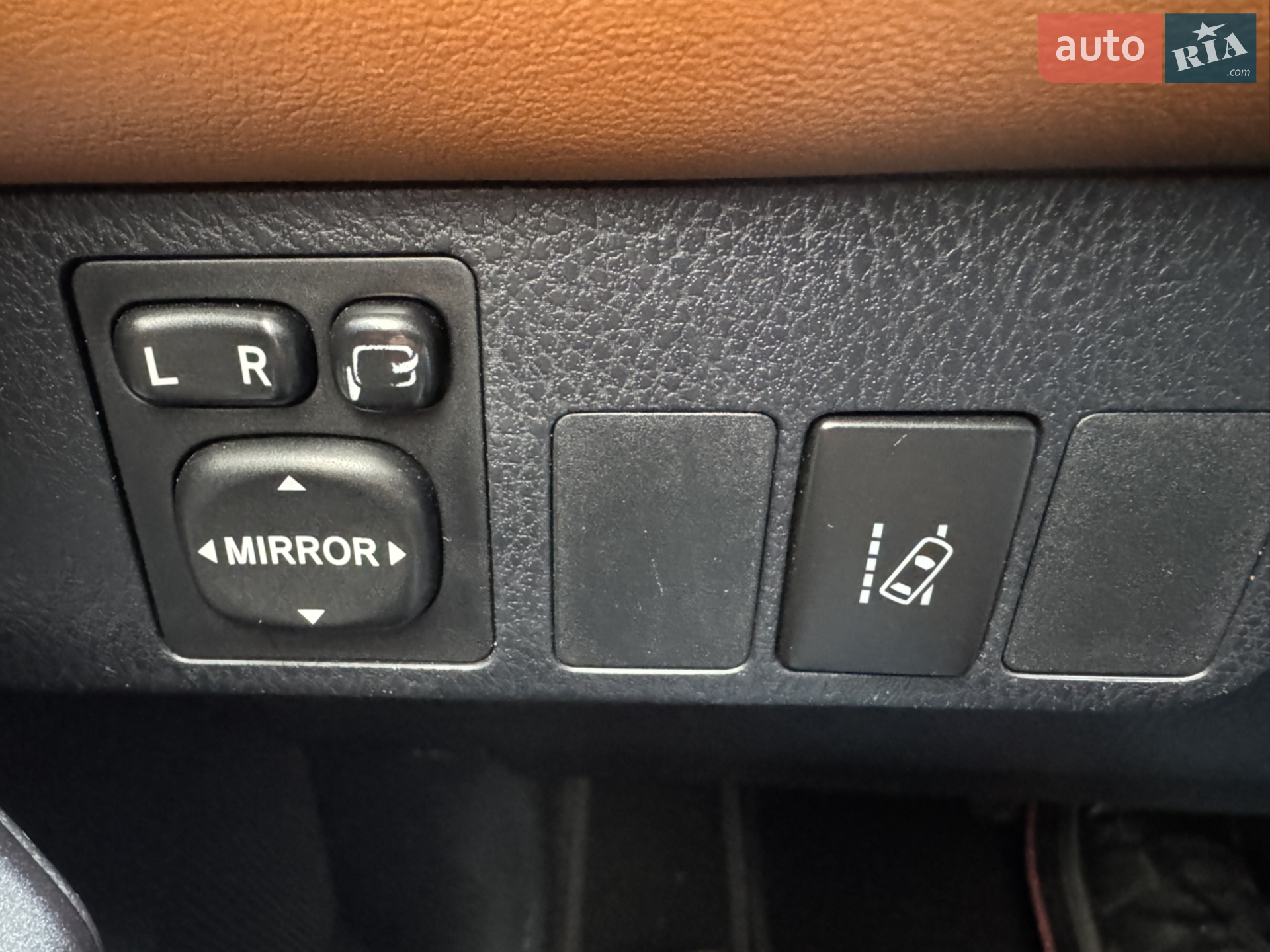 2015 Toyota RAV 4 - мініатюра 32