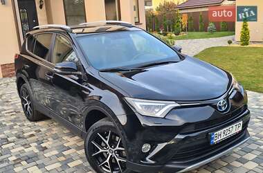 Позашляховик / Кросовер Toyota RAV4 2017 в Одесі