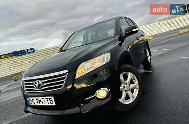 Внедорожник / Кроссовер Toyota RAV4 2010 в Львове