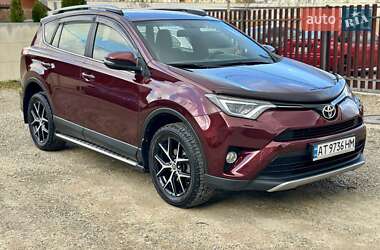 Позашляховик / Кросовер Toyota RAV4 2017 в Калуші