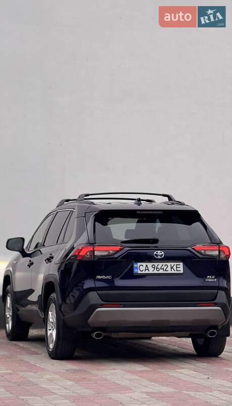 Внедорожник / Кроссовер Toyota RAV4 2021 в Умани фото 13 Внедорожник / Кроссовер Toyota RAV4 2021 в Умани