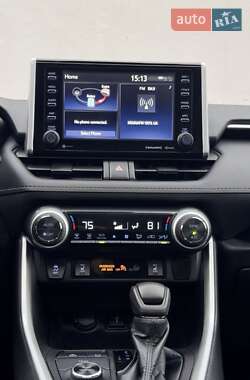 Внедорожник / Кроссовер Toyota RAV4 2021 в Умани