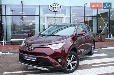 Позашляховик / Кросовер Toyota RAV4 2016 в Києві