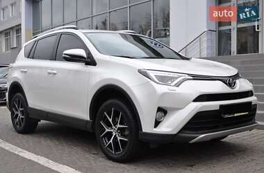 Внедорожник / Кроссовер Toyota RAV4 2017 в Одессе