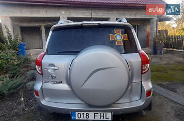 Позашляховик / Кросовер Toyota RAV4 2006 в Львові