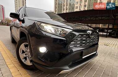 Внедорожник / Кроссовер Toyota RAV4 2021 в Одессе