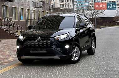 Внедорожник / Кроссовер Toyota RAV4 2021 в Одессе