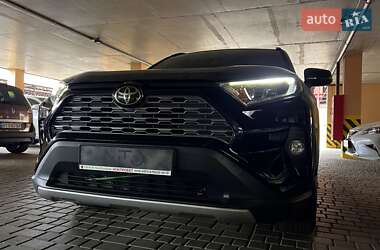 Внедорожник / Кроссовер Toyota RAV4 2021 в Одессе