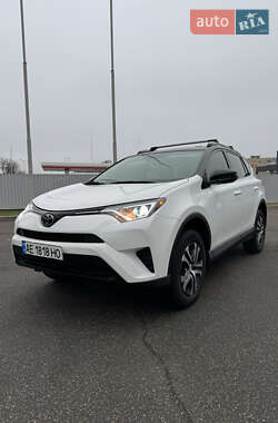 Позашляховик / Кросовер Toyota RAV4 2018 в Кривому Розі