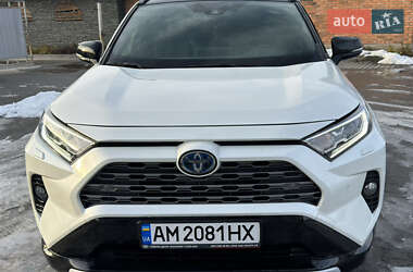 Внедорожник / Кроссовер Toyota RAV4 2018 в Житомире