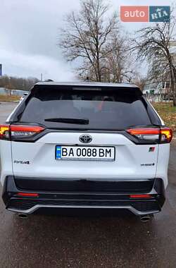 Позашляховик / Кросовер Toyota RAV4 2023 в Кропивницькому