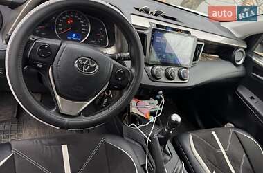 Позашляховик / Кросовер Toyota RAV4 2014 в Слов'янську