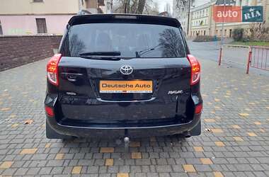 Позашляховик / Кросовер Toyota RAV4 2006 в 