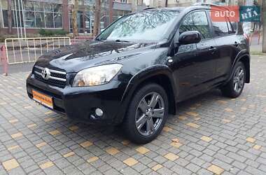 Позашляховик / Кросовер Toyota RAV4 2006 в 