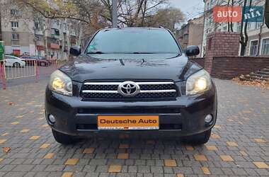Позашляховик / Кросовер Toyota RAV4 2006 в 