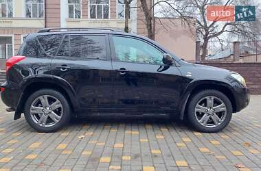 Позашляховик / Кросовер Toyota RAV4 2006 в 