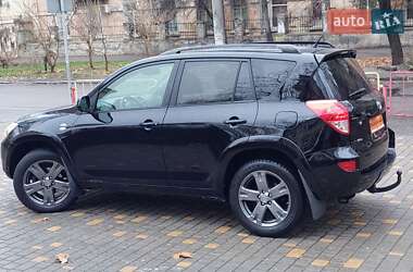 Позашляховик / Кросовер Toyota RAV4 2006 в 