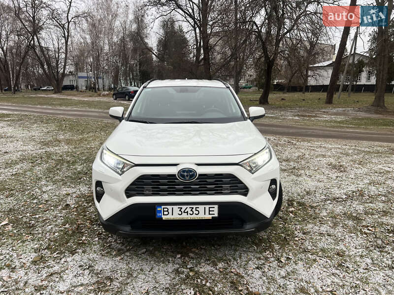 Позашляховик / Кросовер Toyota RAV4 2018 в Кременчуці