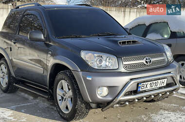 Позашляховик / Кросовер Toyota RAV4 2004 в Красилові