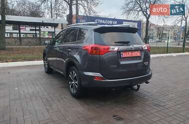 Позашляховик / Кросовер Toyota RAV4 2015 в Києві