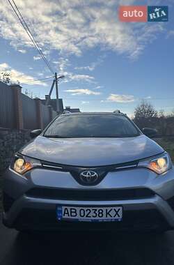 Внедорожник / Кроссовер Toyota RAV4 2017 в Виннице