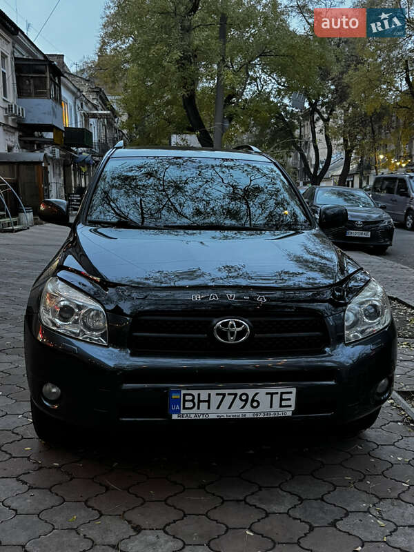 Toyota RAV4 2010