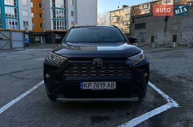 Позашляховик / Кросовер Toyota RAV4 2019 в Запоріжжі